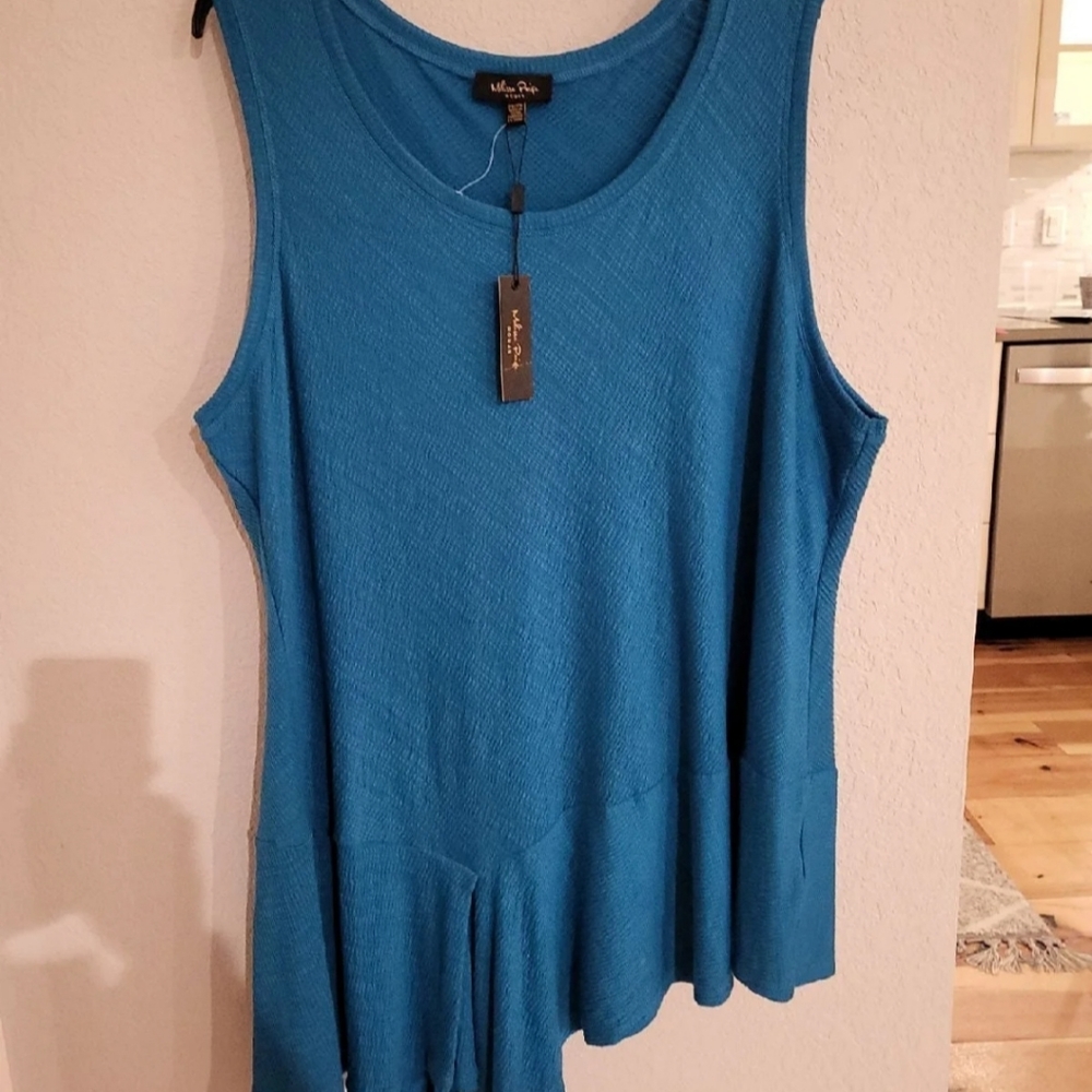 Melissa Paige top 2XL